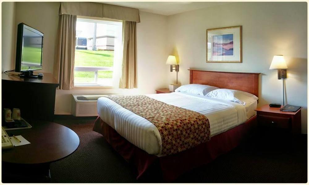 Hotel Super 8 By Wyndham Caraquet Zewnętrze zdjęcie
